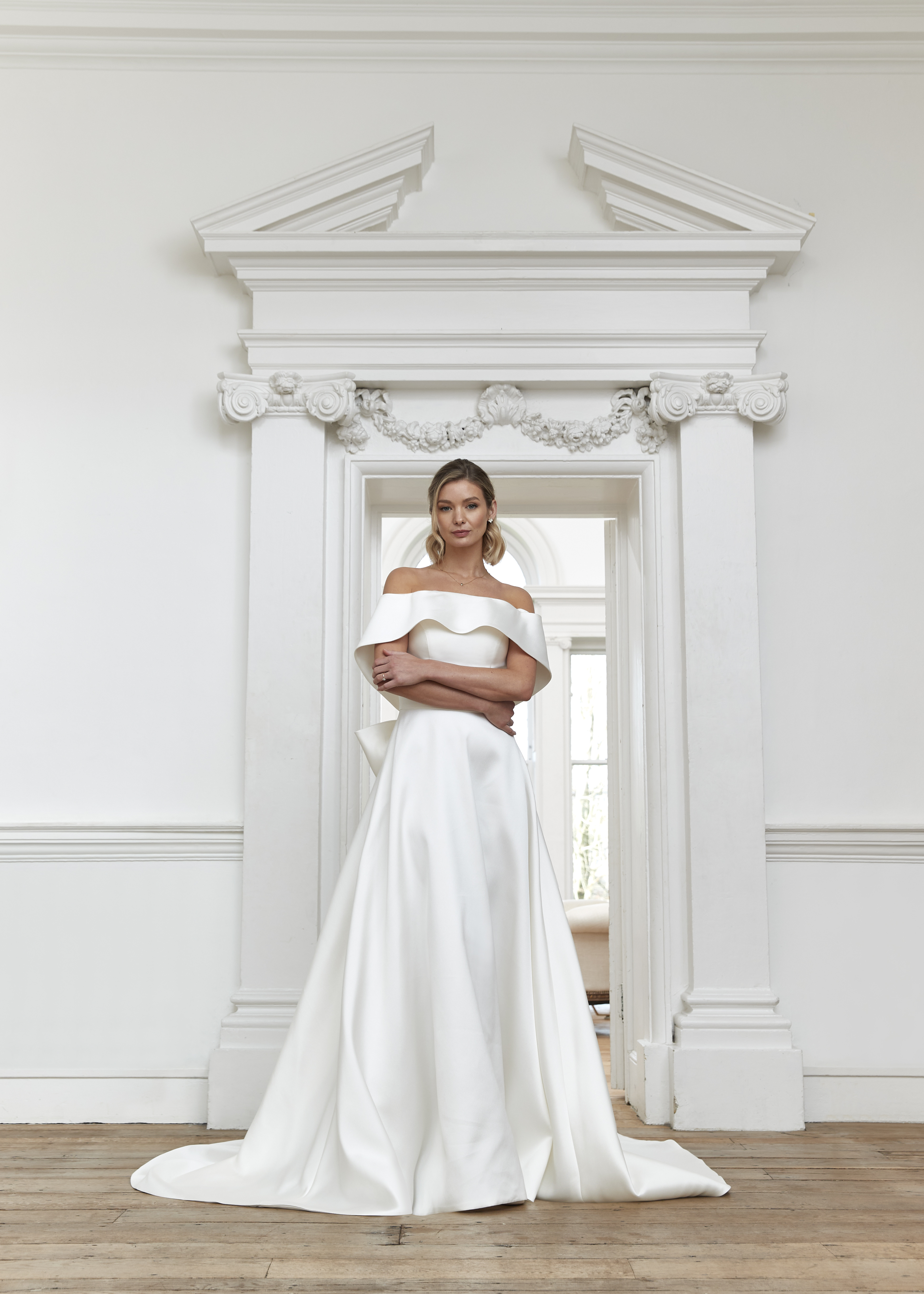 purple hearts cassie wedding dress Purple Hearts: Clothes, Outfits, Brands, Style and Looks