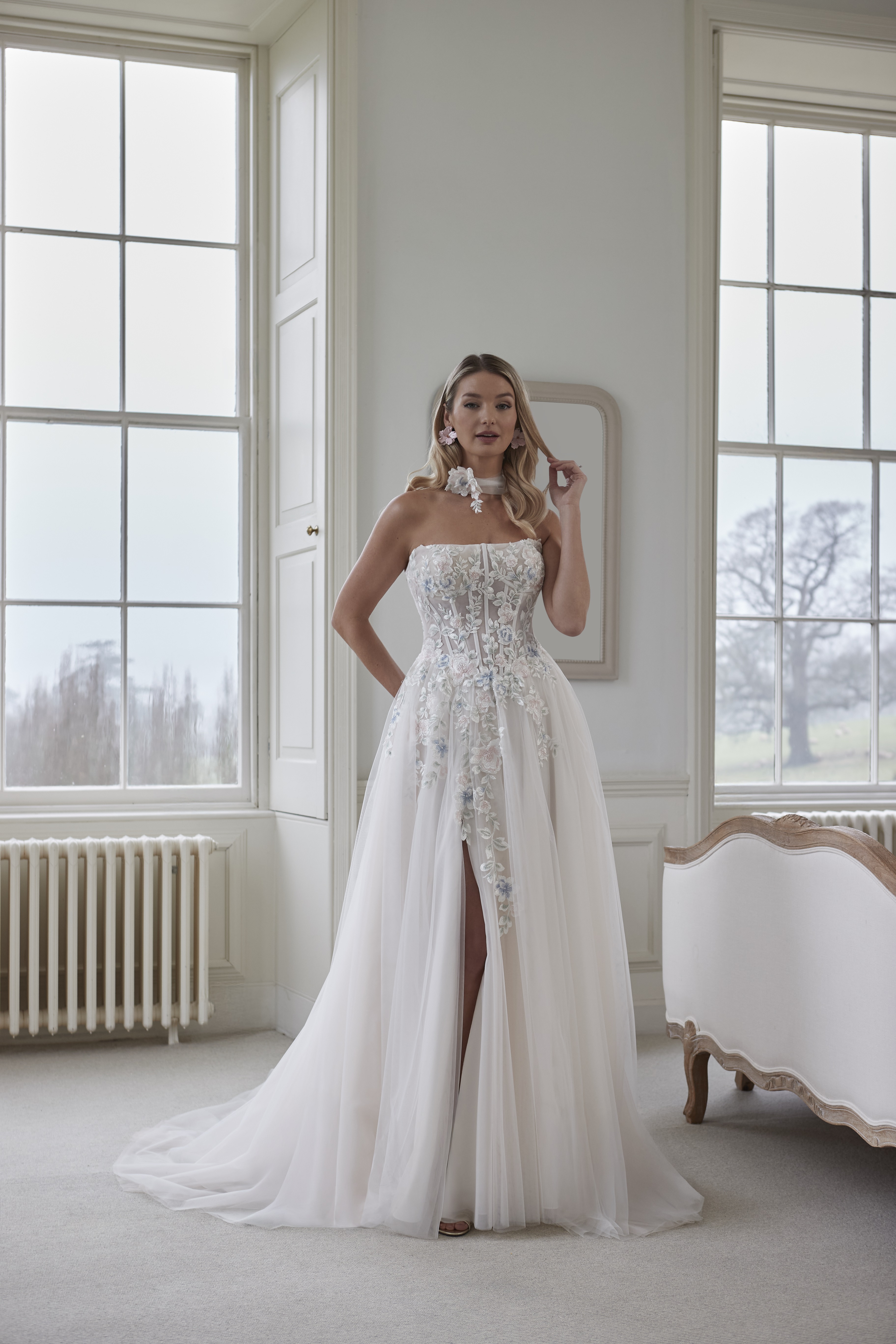 lady eleanor wedding dress  Vera Wang Lady Eleanor Satin Wedding Dress
